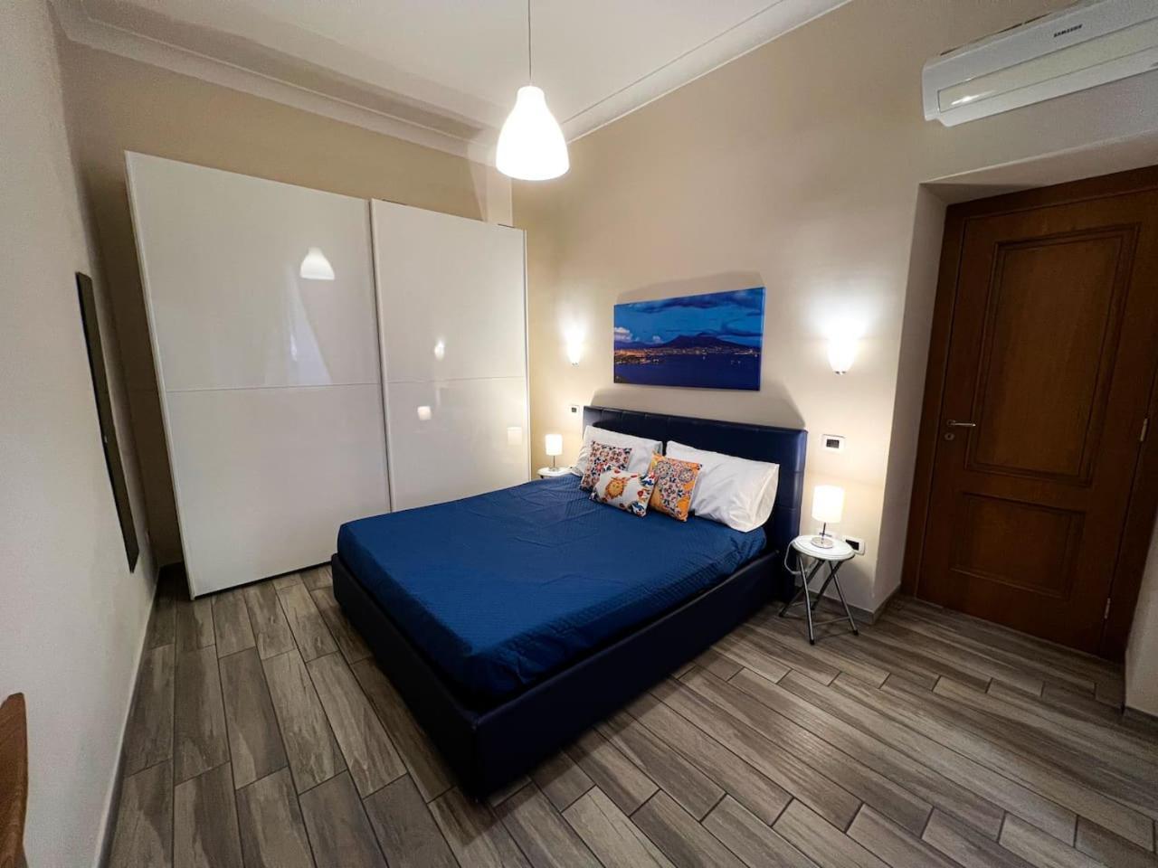 Traversa Toledo, Intero Appartamento Al Plebiscito Naples Exterior photo